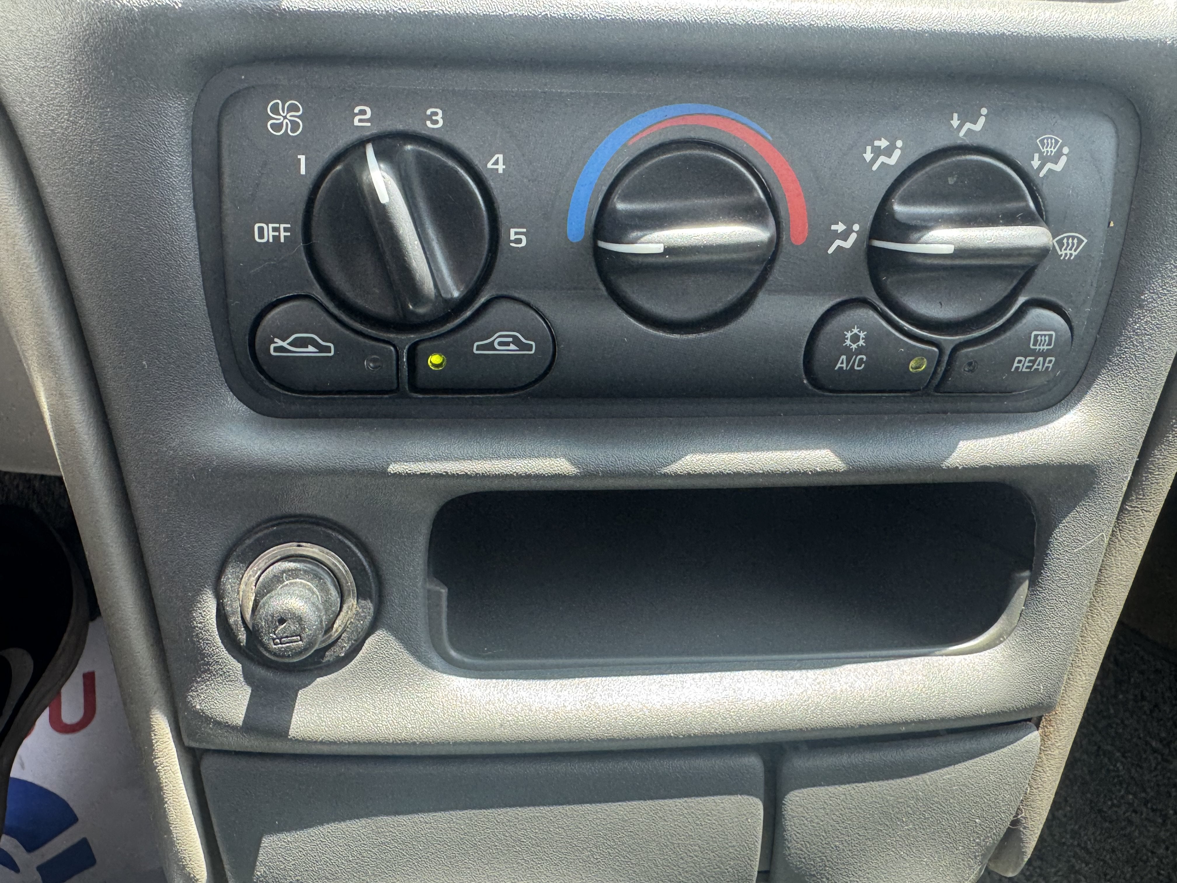 1999 Chevrolet Malibu BASE
