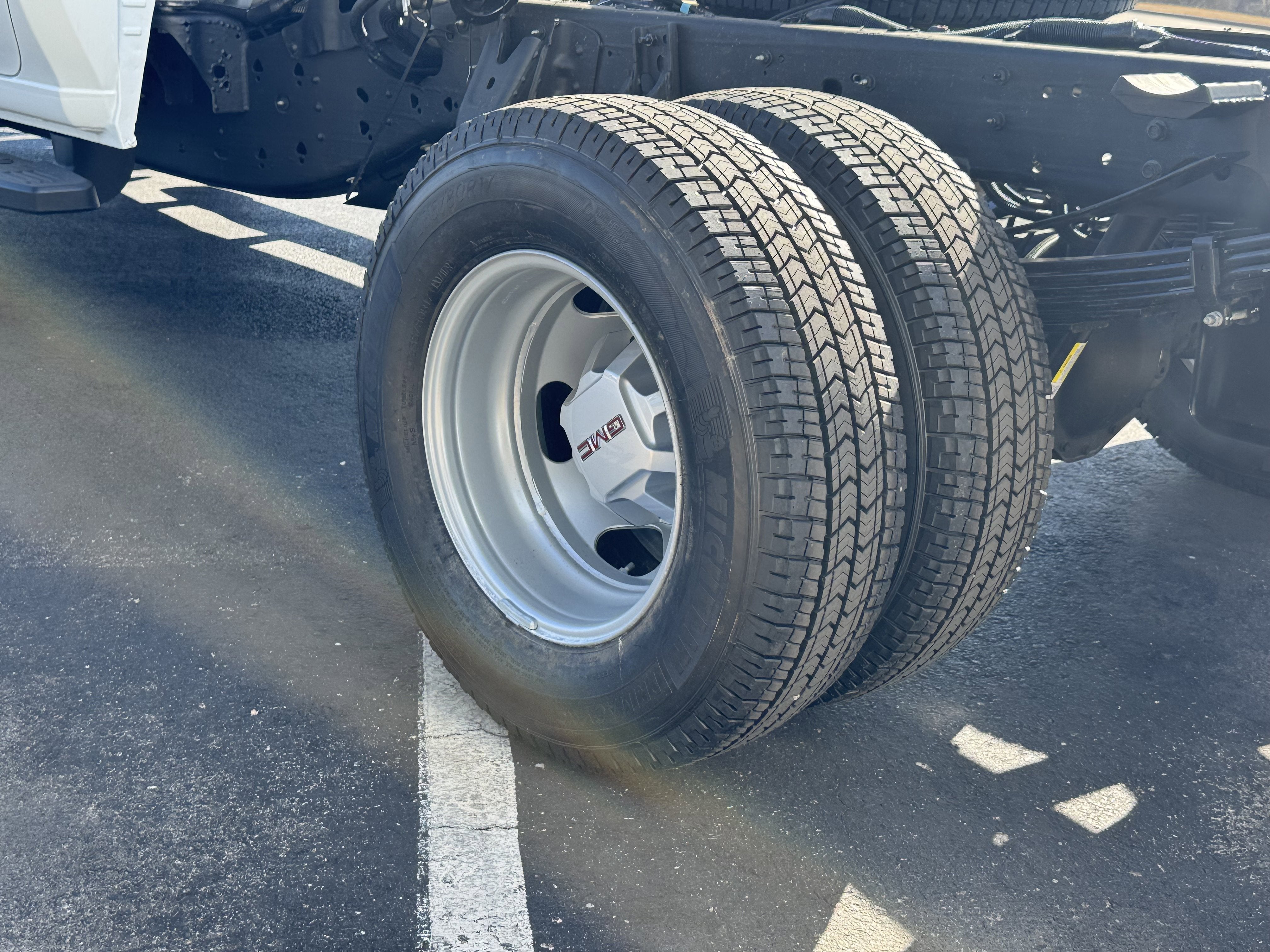 2026 GMC Sierra 3500 HD Chassis Cab Pro