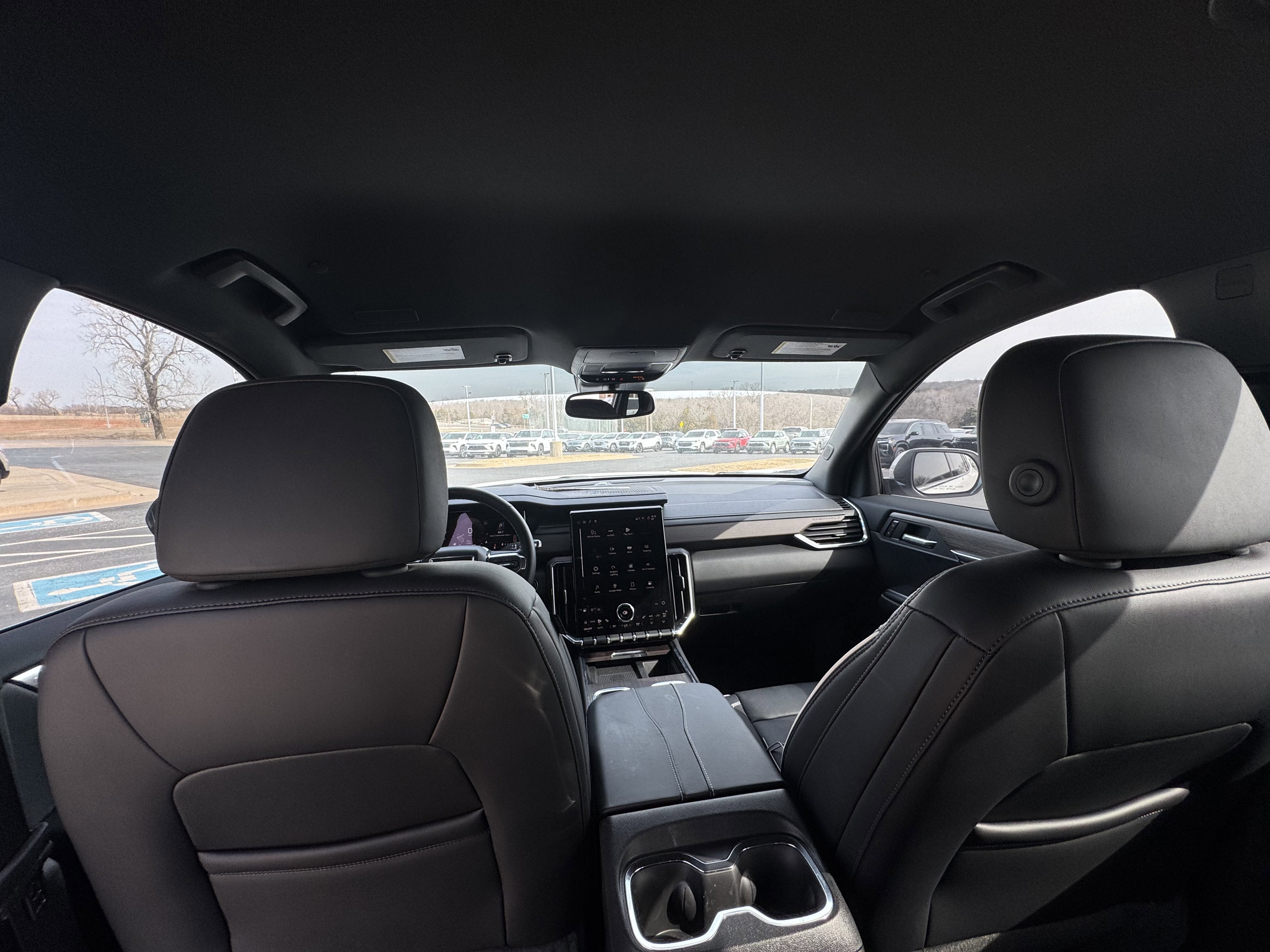 2025 GMC Acadia Denali