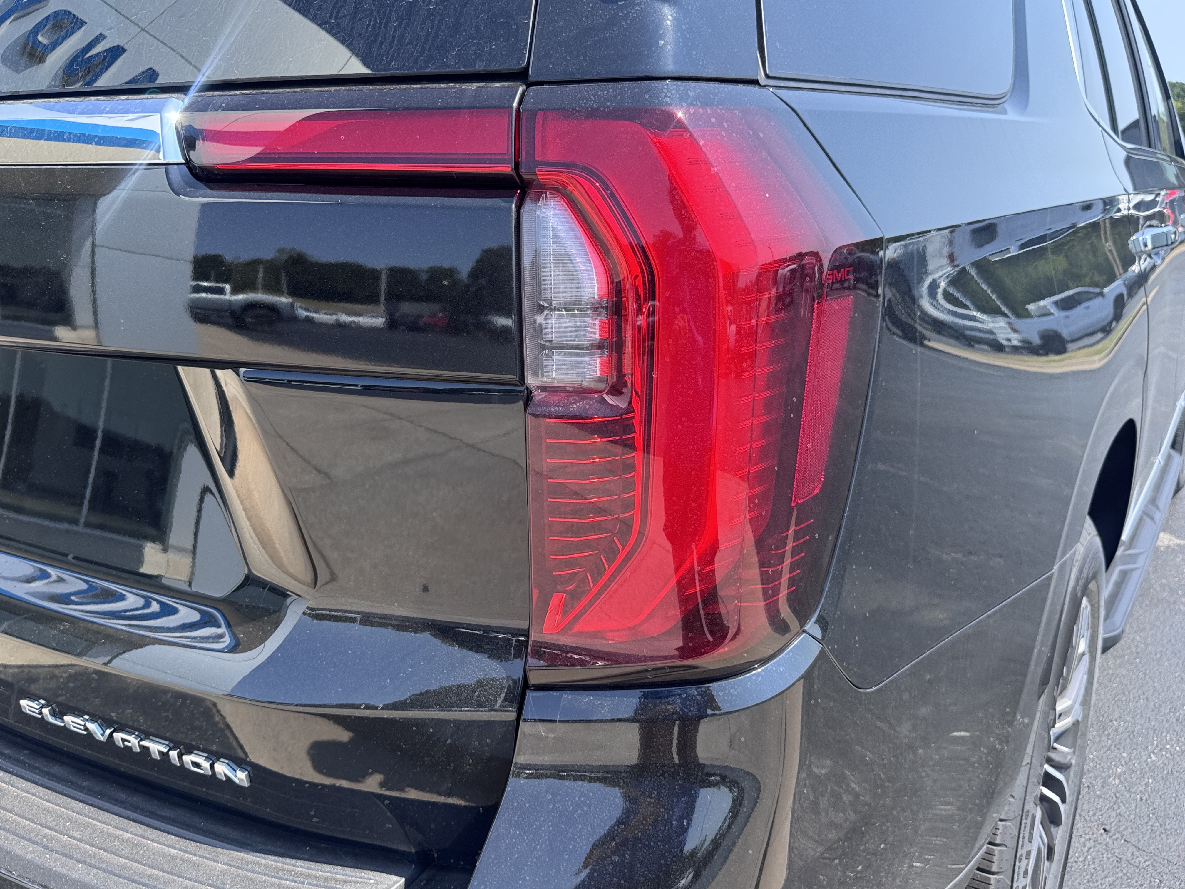 2026 GMC Yukon Elevation