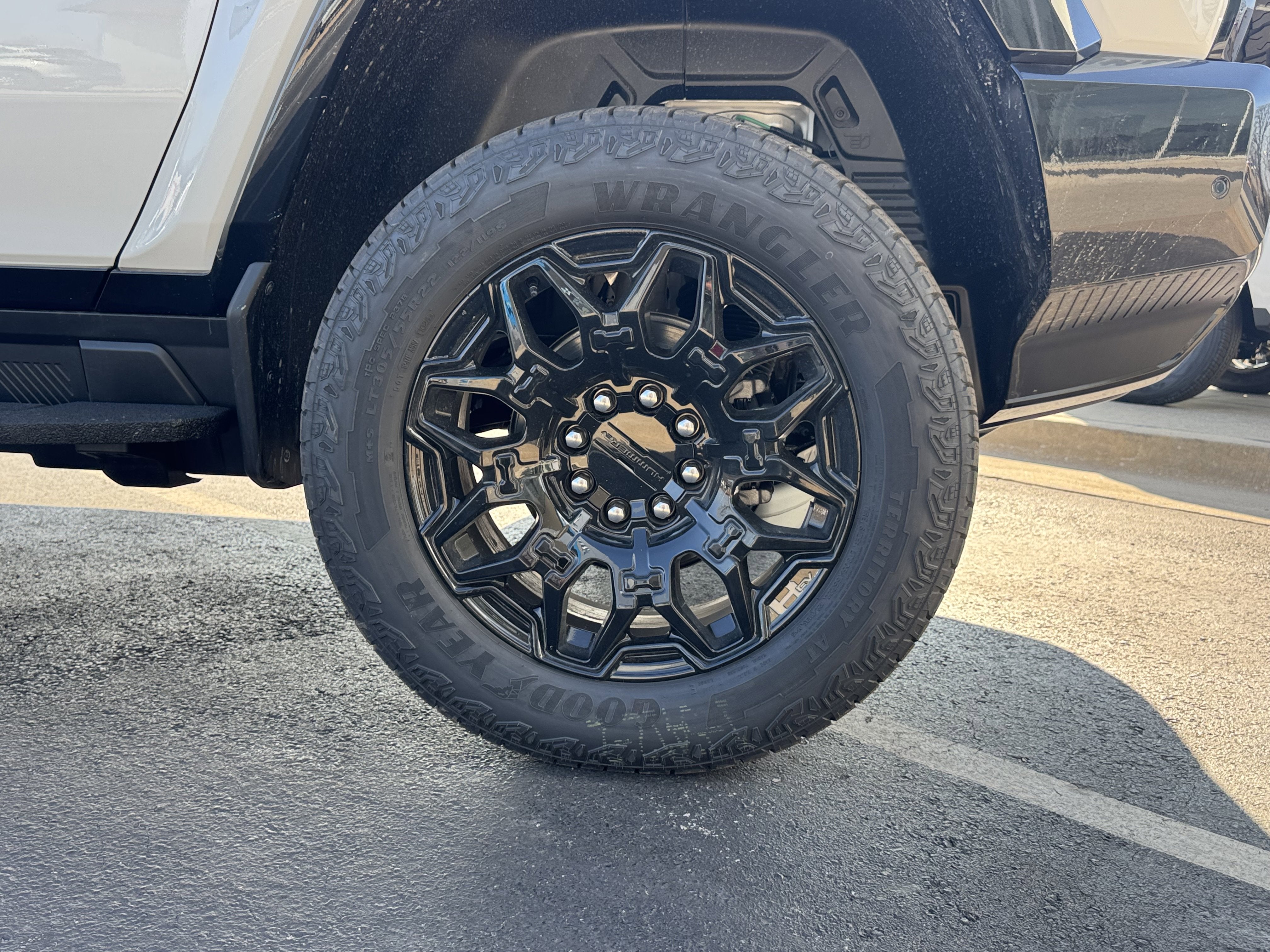 2026 GMC HUMMER EV SUV 2X