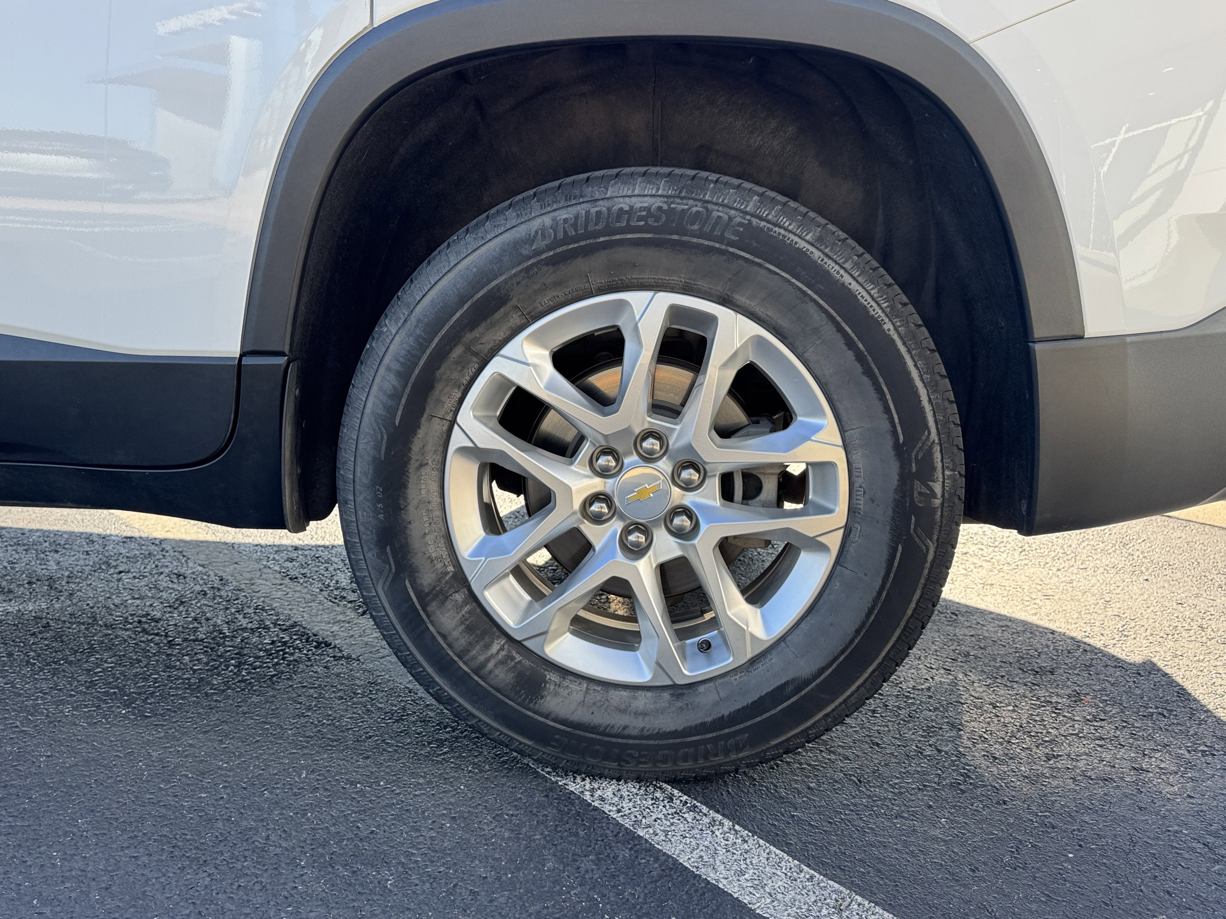 2021 Chevrolet Traverse LT Leather