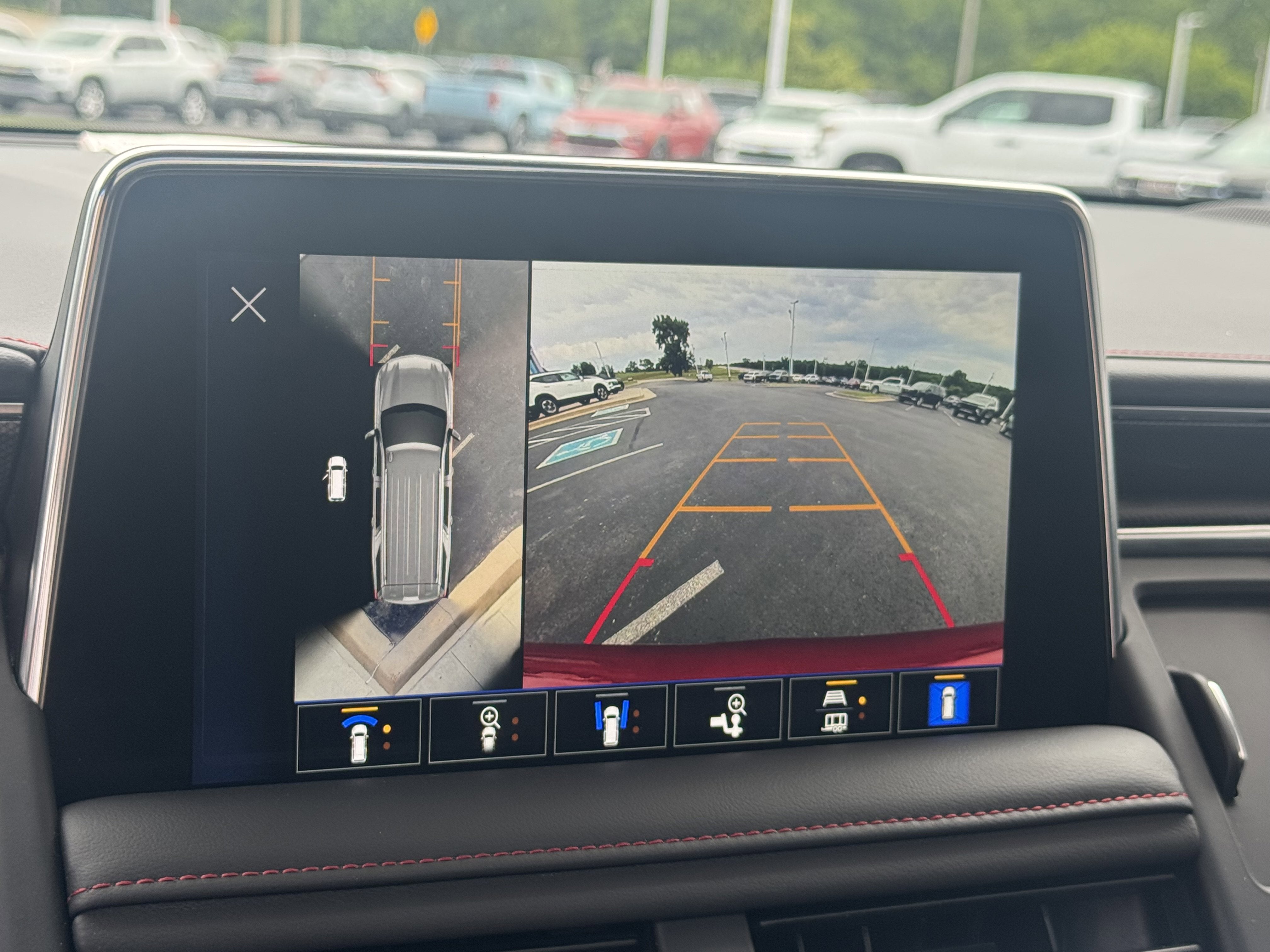 2024 Chevrolet Tahoe RST
