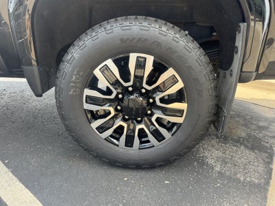 2022 GMC Sierra 3500 HD AT4