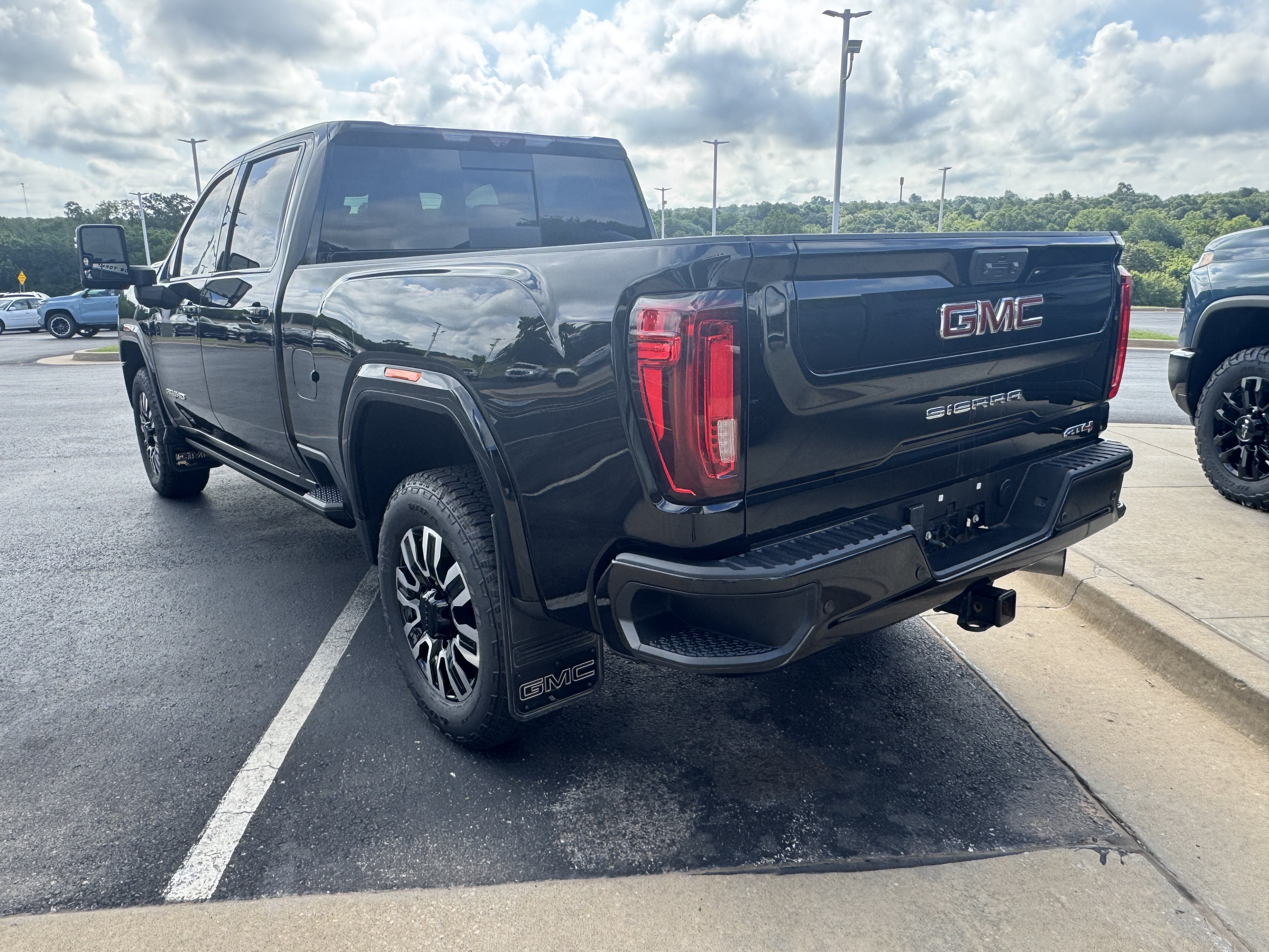 2022 GMC Sierra 3500 HD AT4