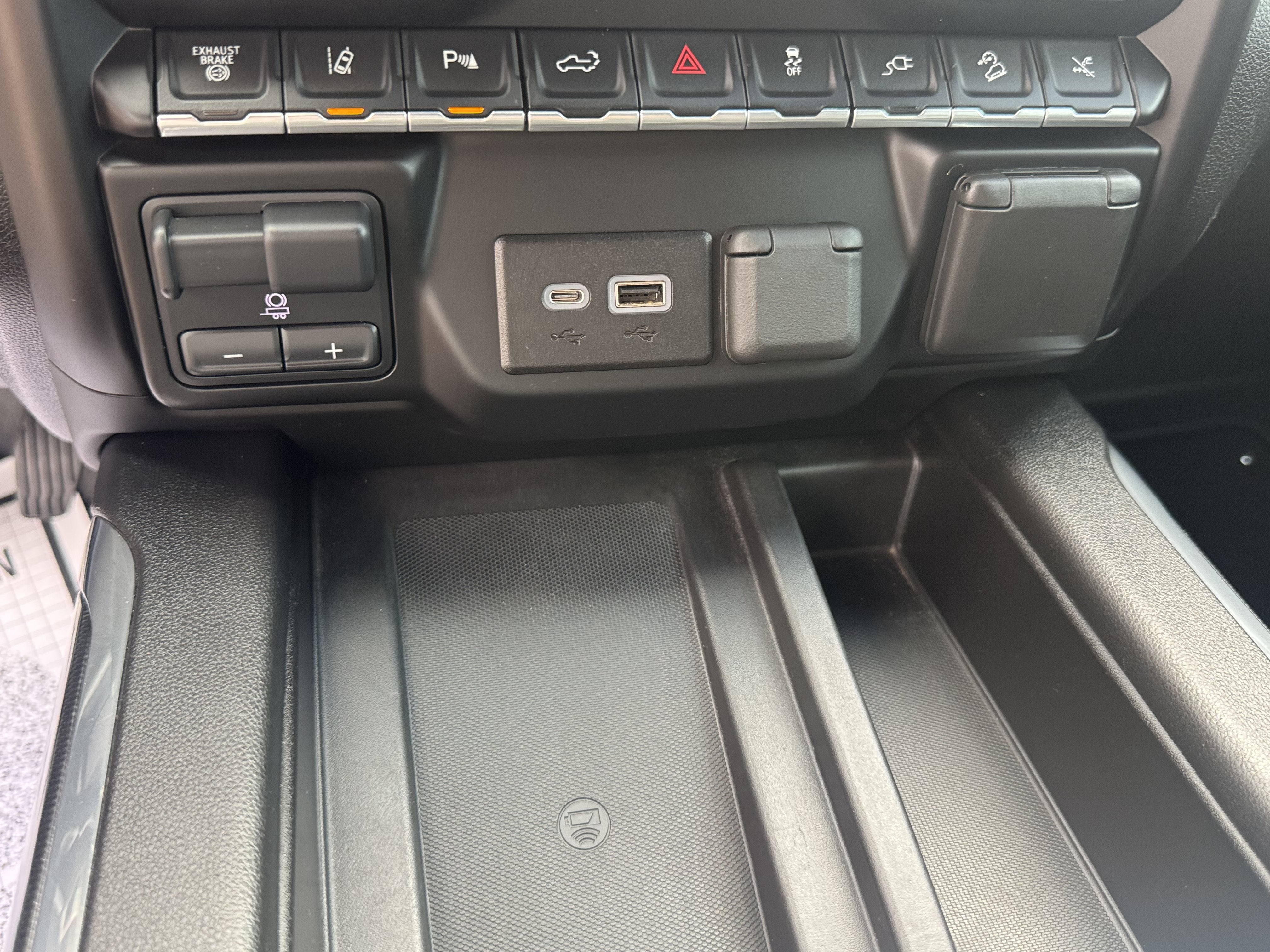 2022 GMC Sierra 3500 HD AT4