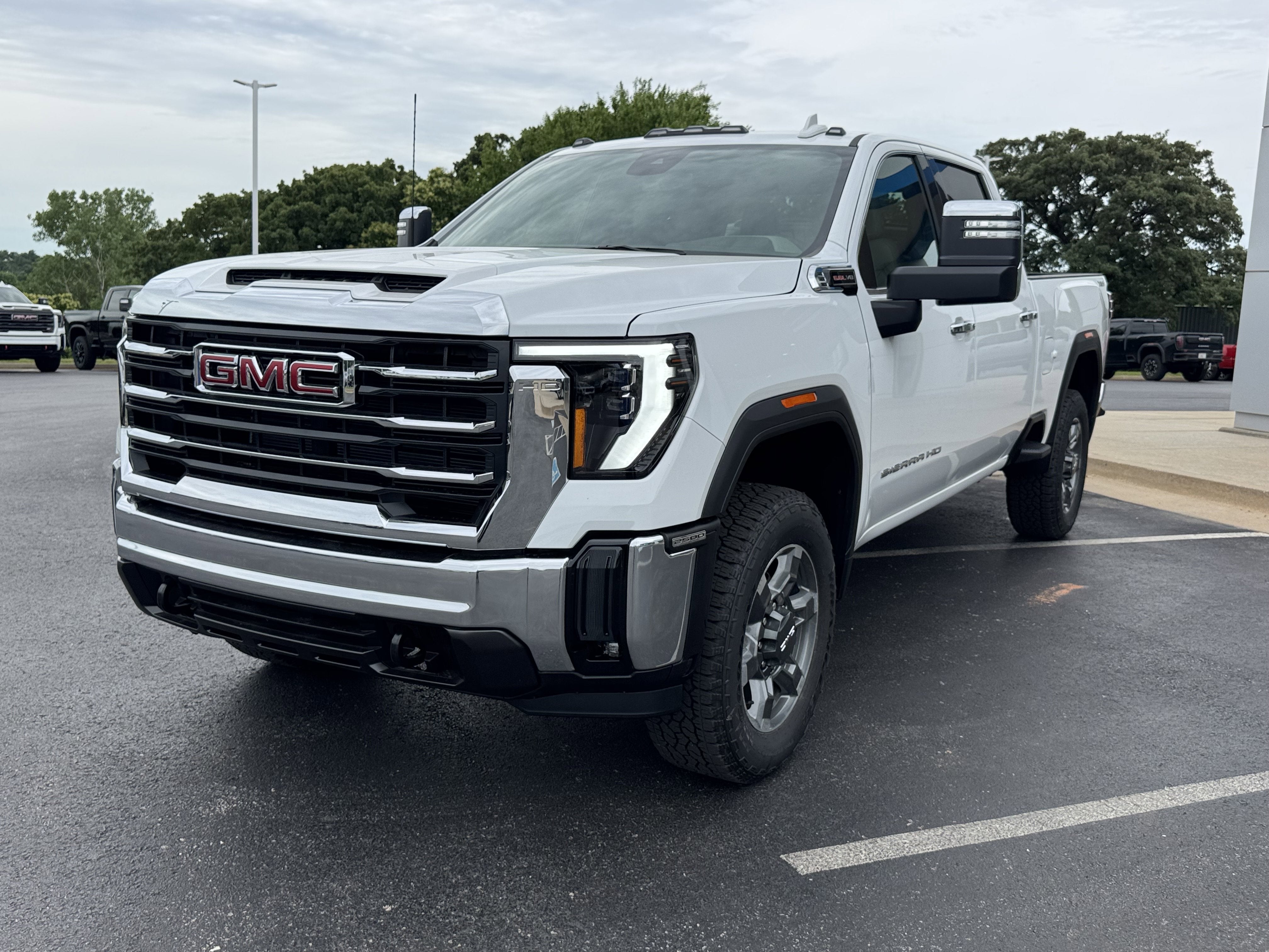 2026 GMC Sierra 2500 HD SLT