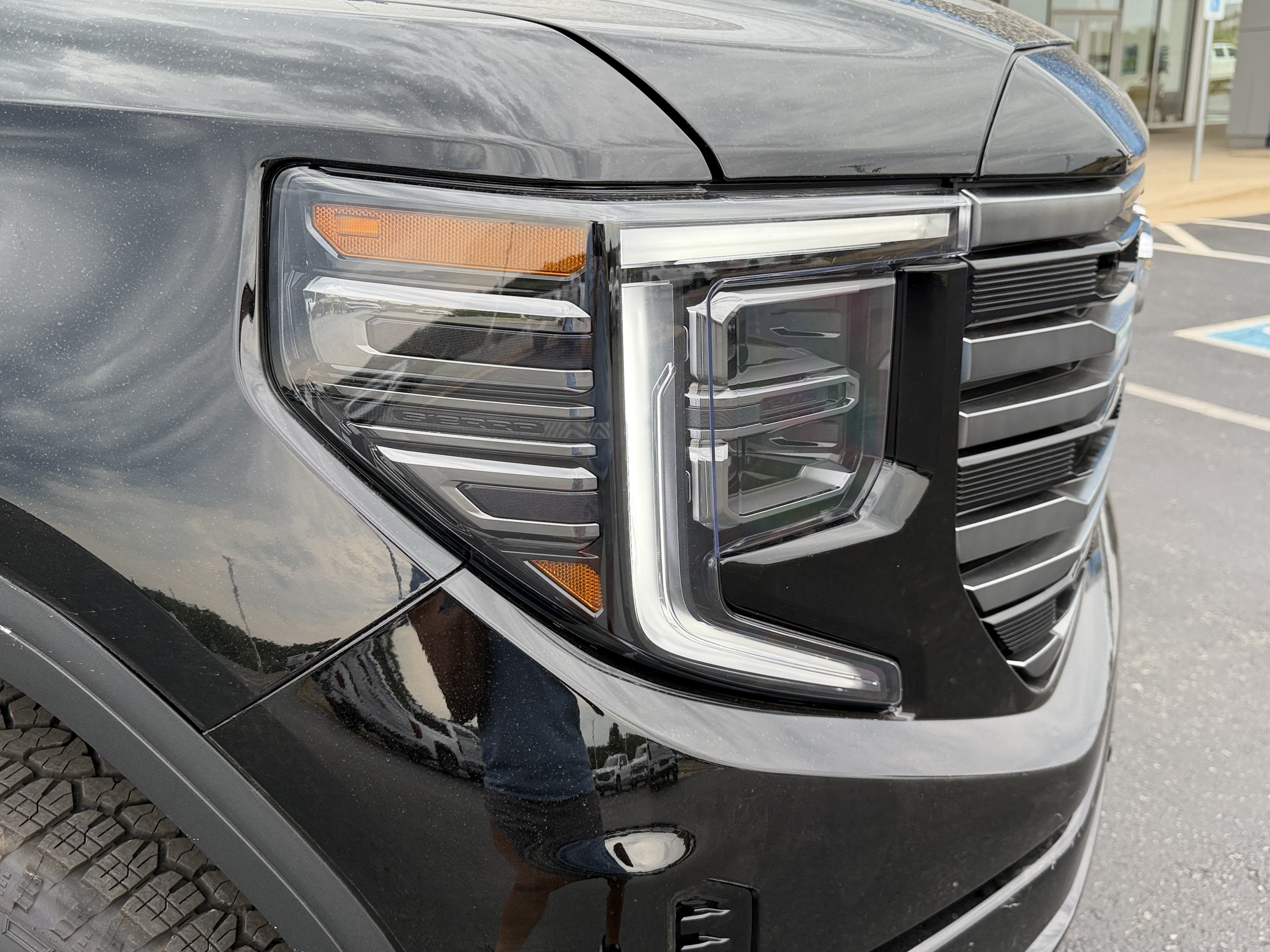 2026 GMC Sierra 1500 AT4 - Photo 6