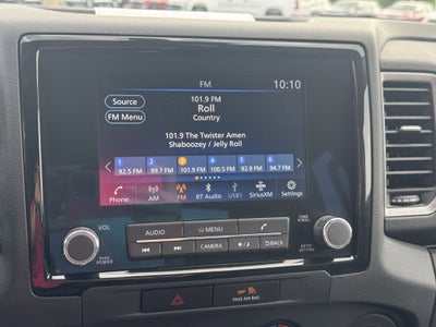 2022 Nissan Frontier SV
