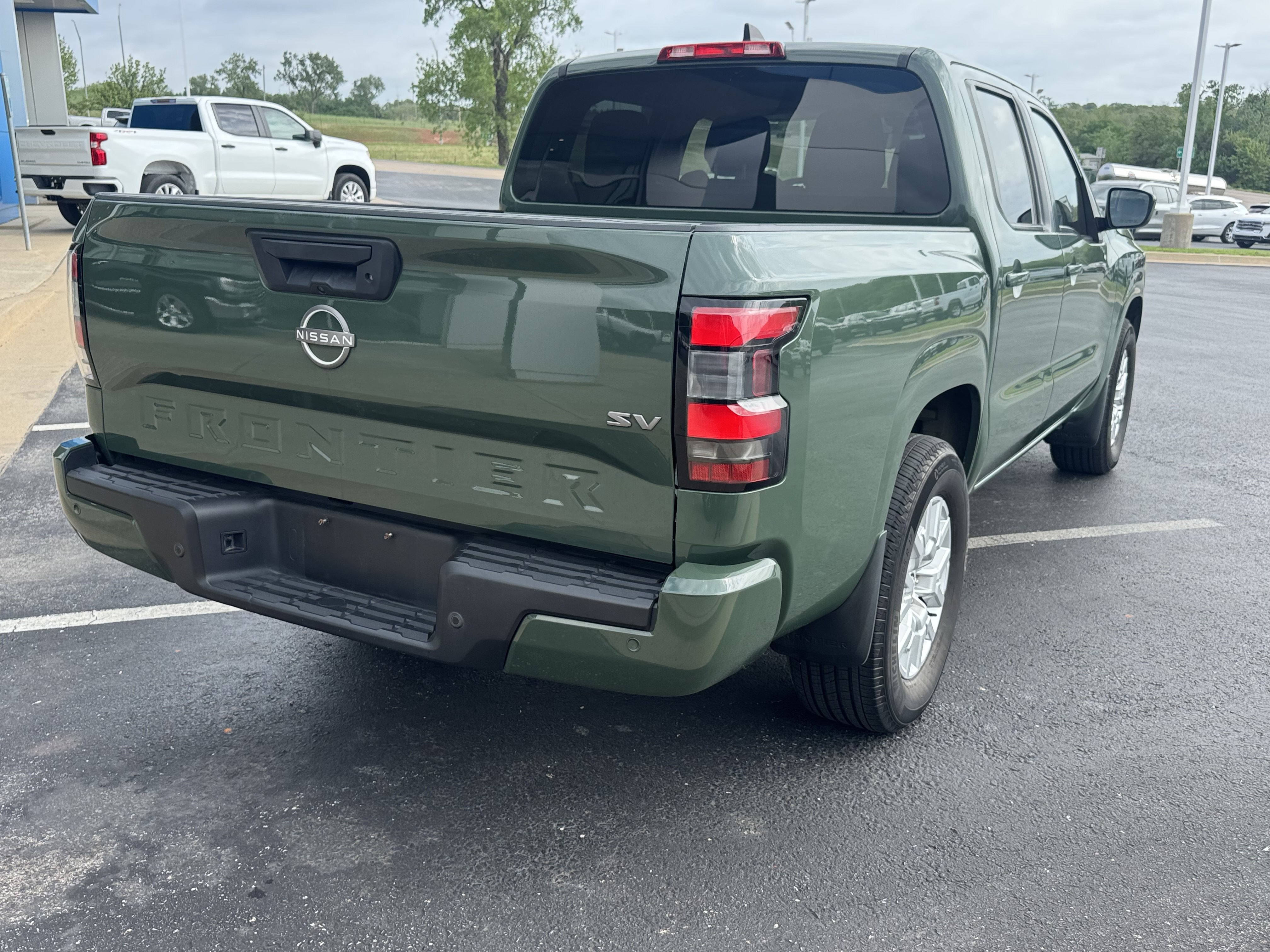 2022 Nissan Frontier SV